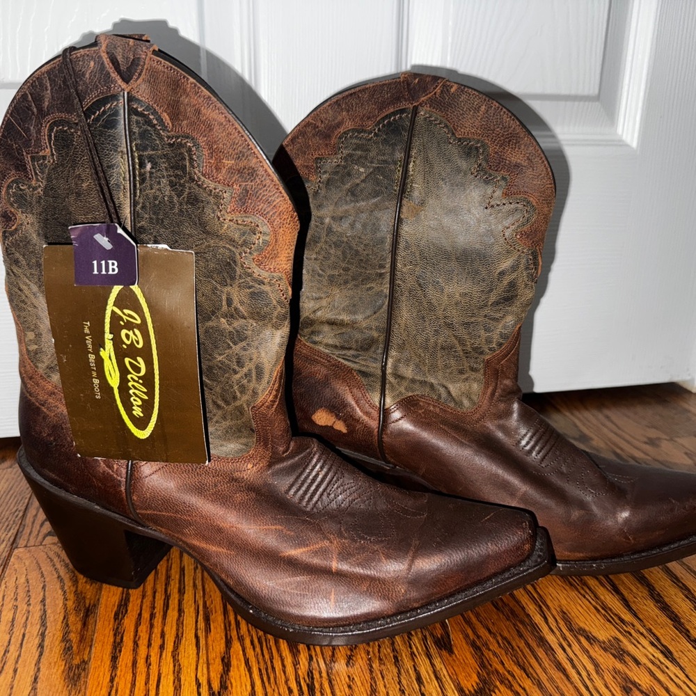 New Women’s J.B. Dillon Brown Leather Cowboy Boots with tags